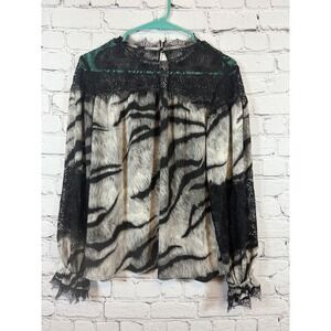 White House Black‎ Market Animal Print Lace Trim Blouse Top XS